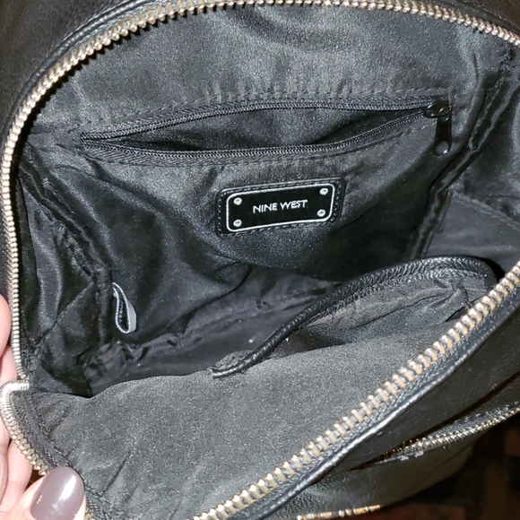 Small backpack - Picture 3 of 4